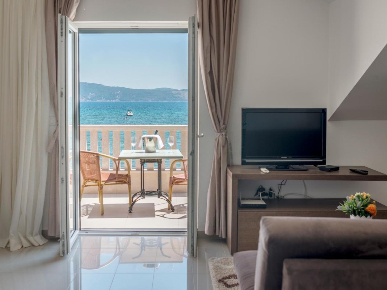 Apartamento Grifone Coastline Herceg Novi Exterior foto